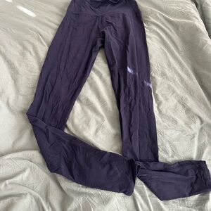 BuffBunny Navy Leggings